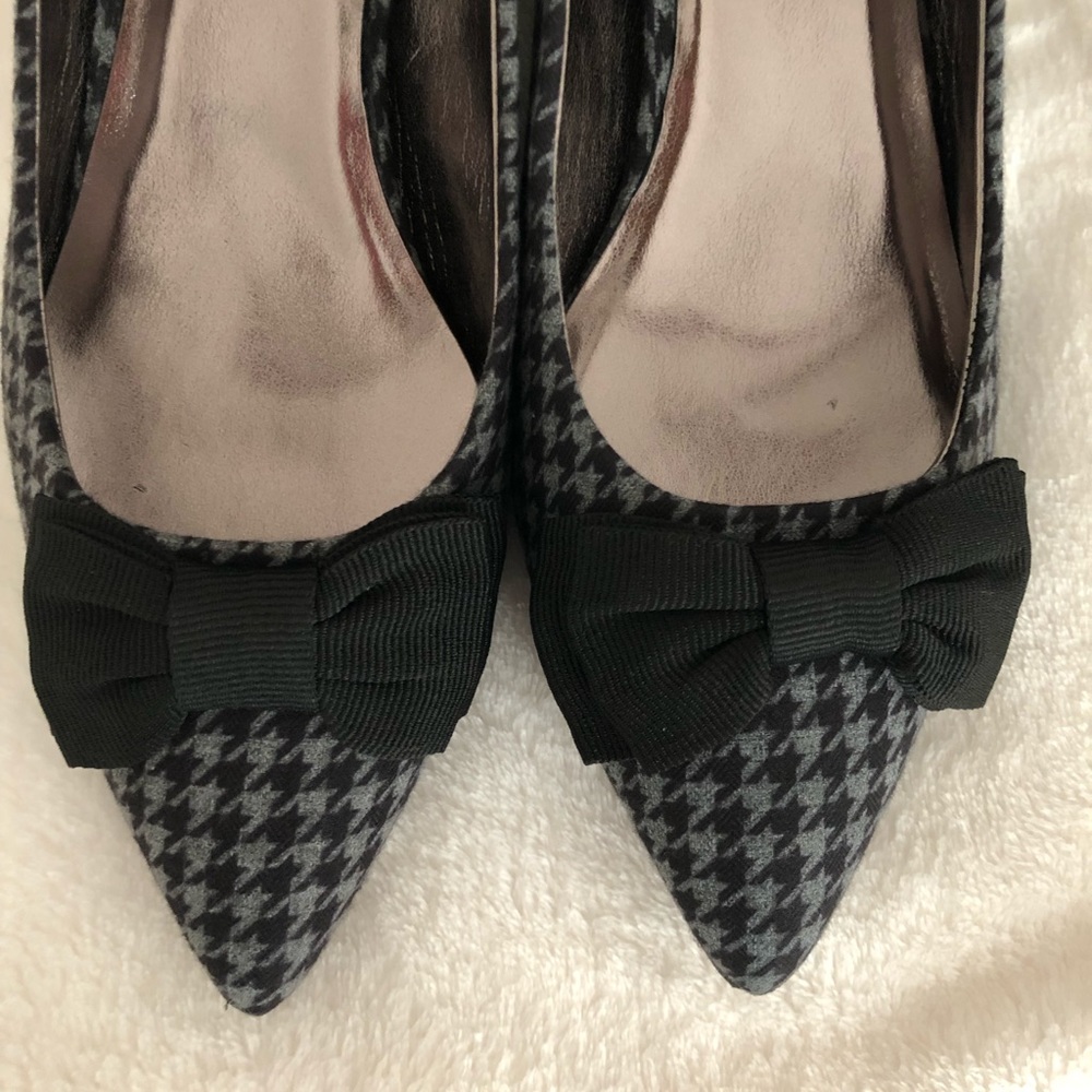 NWOT Retro Style Gray Plaid Bow Kitten Heels